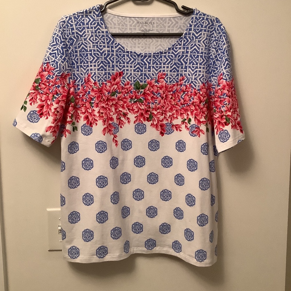 Talbots short sleeve top, never worn, size L